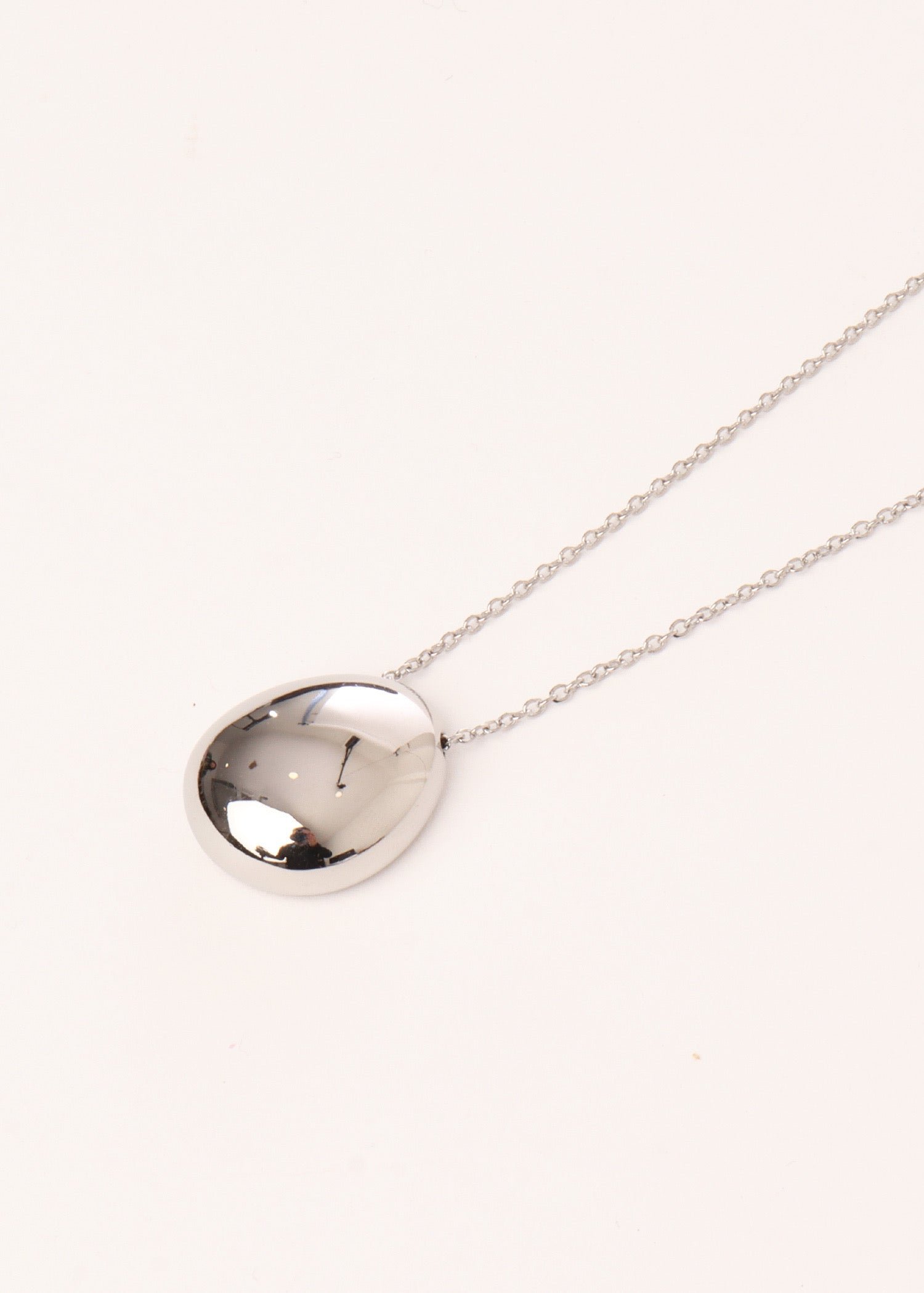 Pebble Necklace Silver